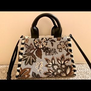 Spartina 449 West Bluff Floral Embroidered Handbag